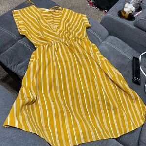 V-neck boutique dress